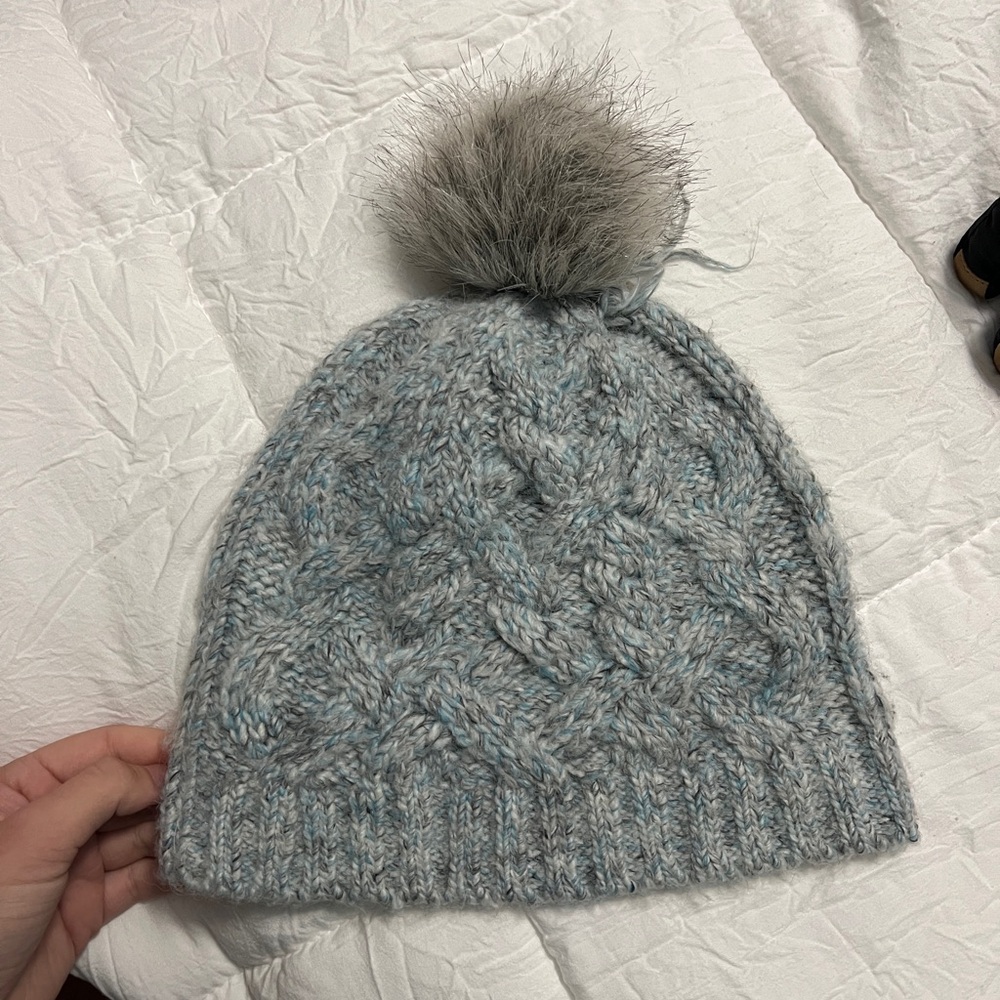 Cozy Knit Pom-Pom Beanie